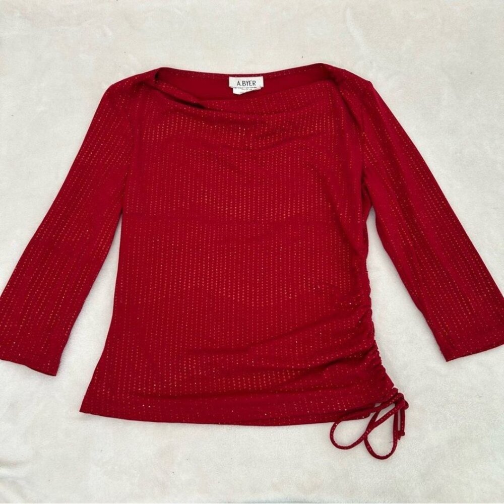 red sequin y2k style tee top with 3/4 sleeves
brand: a byer • size L